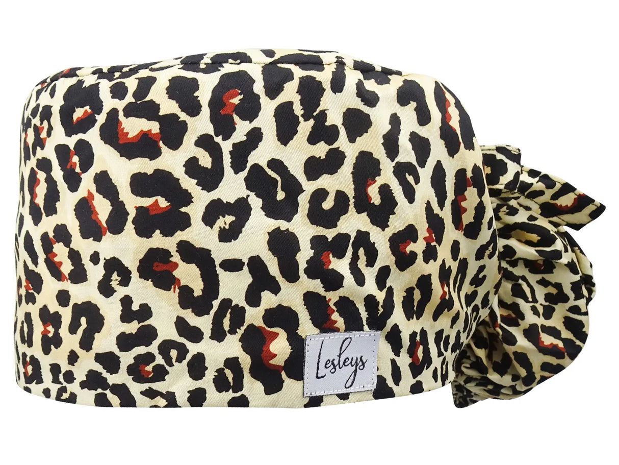 Stoff OP-Haube für lange Haare im Design - Leopard