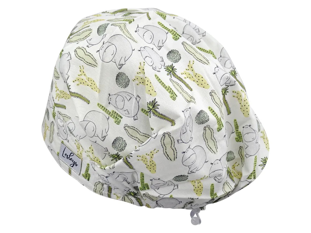 Stoff OP Haube aus Baumwolle Hippos. Bunte OP Mütze für Damen und Herren