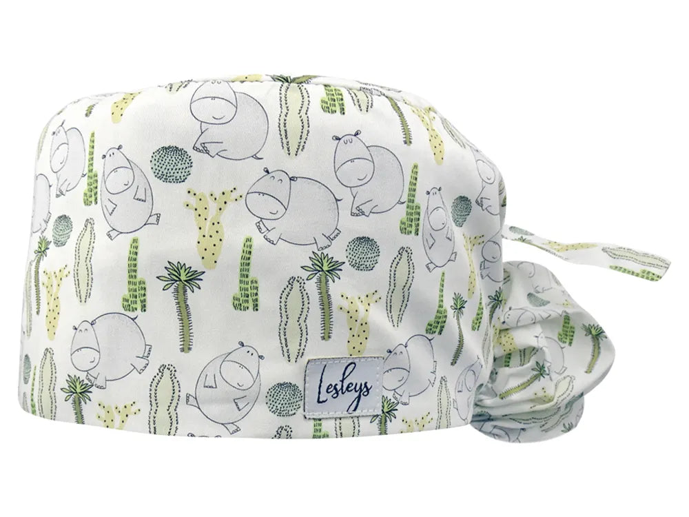 Stoff OP Haube aus Baumwolle Hippos. Bunte OP Mütze für Damen und Herren