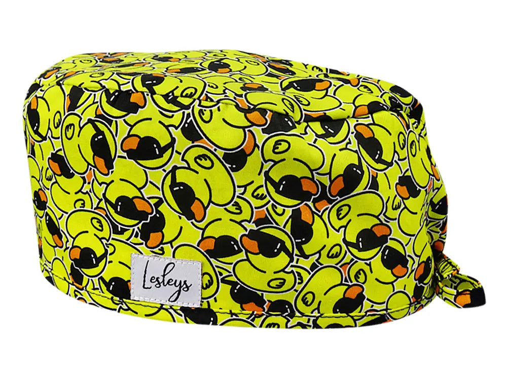 Stoff OP Haube aus Baumwolle Quietsche Ente. Bunte OP Mütze für Damen und Herren