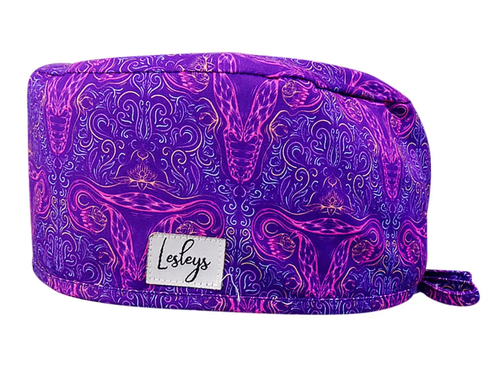 Stoff OP Haube aus Baumwolle Purple Uterus. Bunte OP Mütze für Damen und Herren
