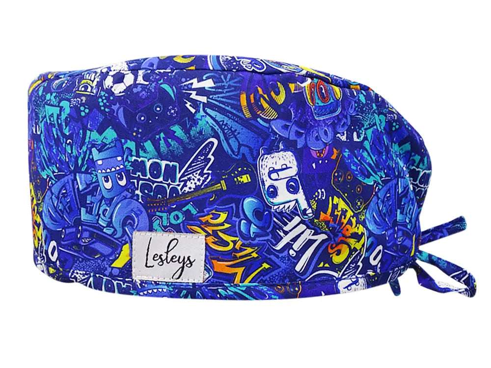 Stoff OP Haube aus Baumwolle Graffiti Urban. Bunte OP Mütze für Damen und Herren