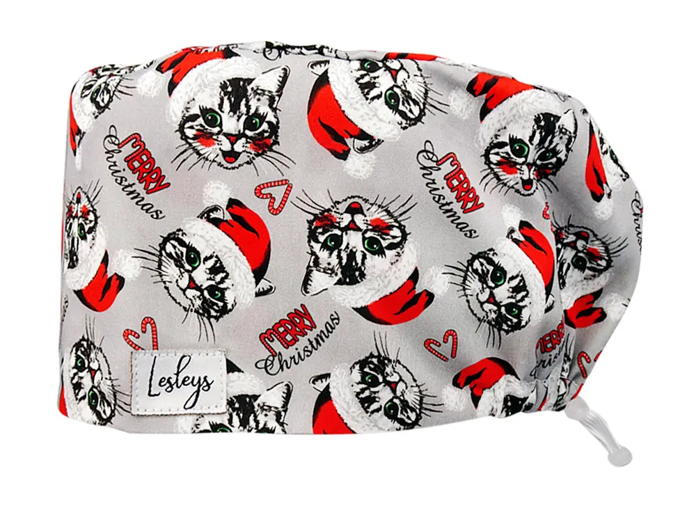 Stoff OP Haube aus Baumwolle Christmas Cats. Bunte OP Mütze für Damen und Herren
