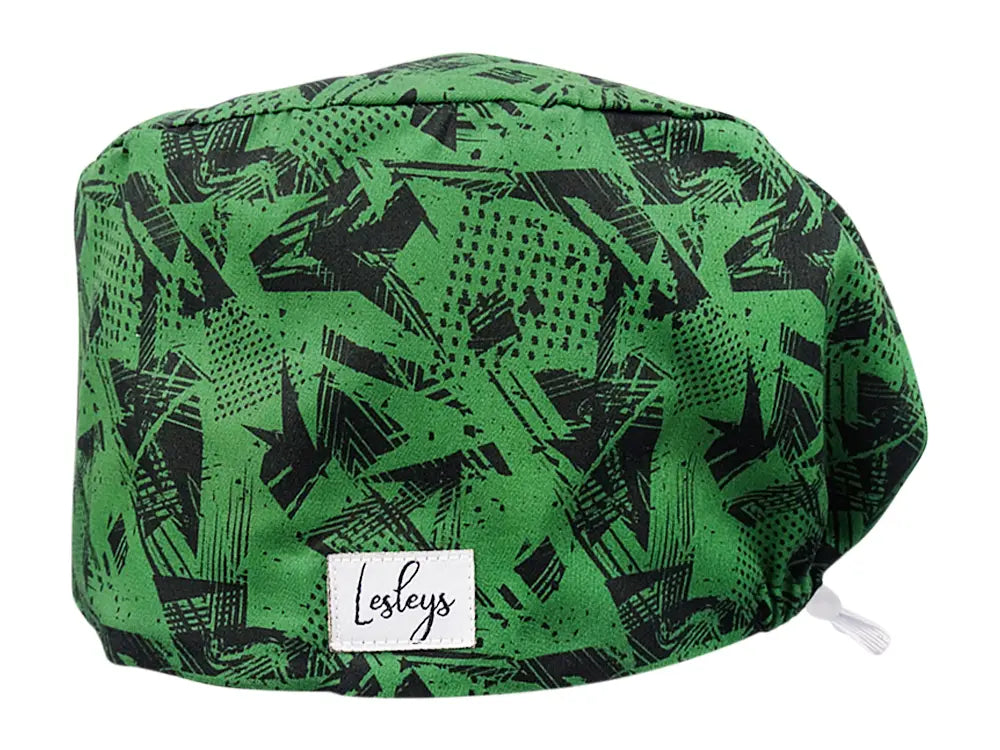 Stoff OP Haube aus Baumwolle Green River. Bunte OP Mütze für Damen und Herren
