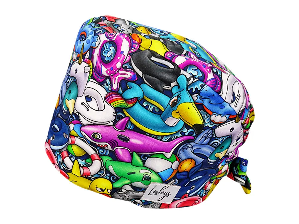 Stoff OP Haube aus Baumwolle Schwimmreifen. Bunte OP Mütze für Damen und Herren