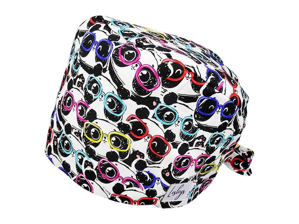 Stoff OP Haube aus Baumwolle cool panda. Bunte OP Mütze für Damen und Herren