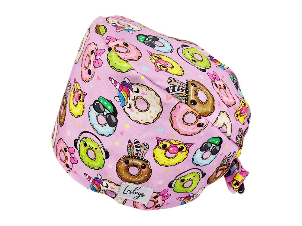 Stoff OP Haube aus Baumwolle sweet donuts. Bunte OP Mütze für Damen und Herren