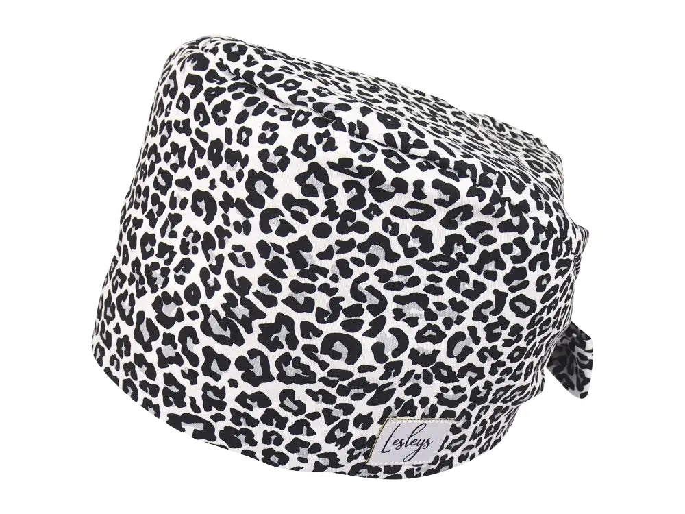 Bandana OP-Haube Schneeleo - Bunte OP-Mütze für die Zahnarztpraxis
