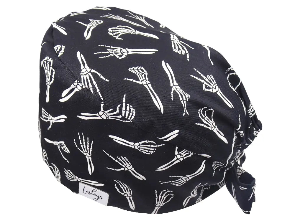 op-haube-handgelenk-knochen-bandana