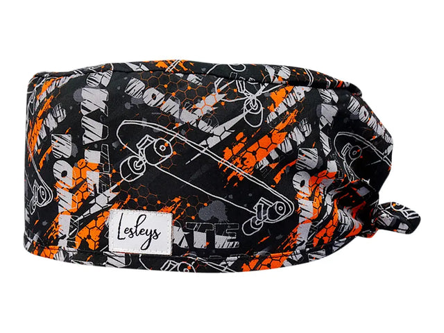 Stoff OP Haube aus Baumwolle skateboard. Bunte OP Muetze fuer Damen und Herren