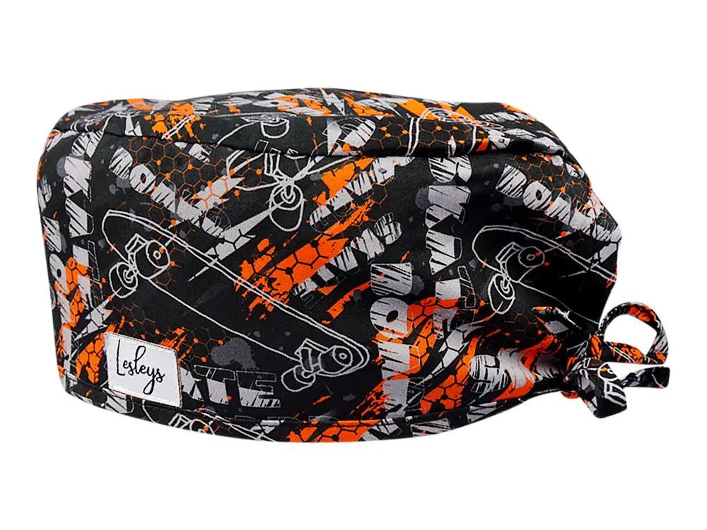 Stoff OP Haube aus Baumwolle skateboard. Bunte OP Muetze fuer Damen und Herren