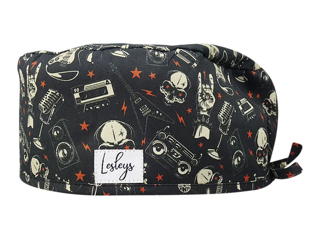 Stoff OP Haube aus Baumwolle Heavy Metal. Bunte OP Muetze fuer Damen und Herren