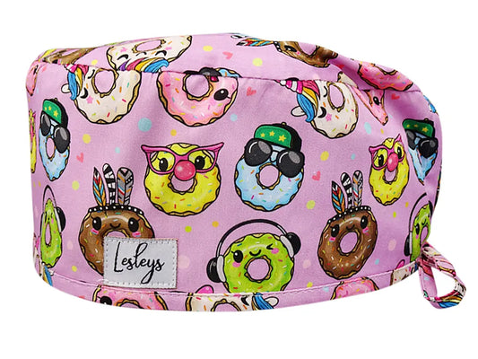 Stoff OP Haube aus Baumwolle sweet donuts. Bunte OP Muetze fuer Damen und Herren