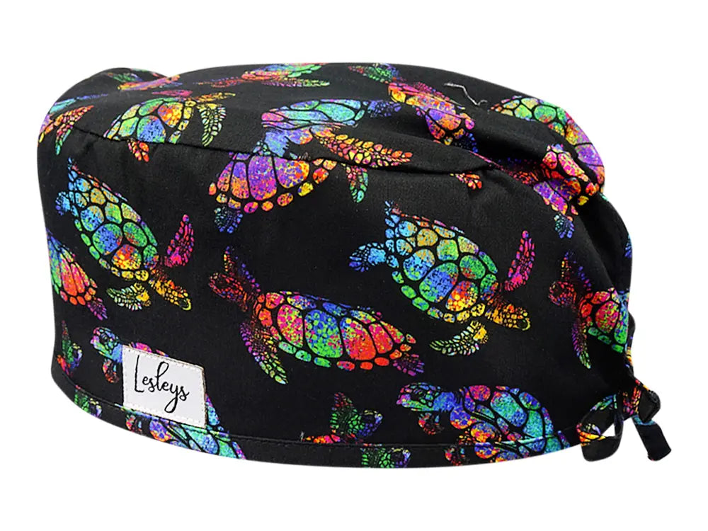 Stoff OP Haube aus Baumwolle Rainbow Turtle. Bunte OP Muetze fuer Damen und Herren
