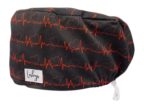 Stoff OP Haube aus Baumwolle Rotes EKG. Bunte OP Mütze für Damen und Herren