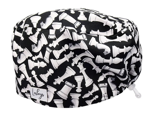 Stoff OP Haube aus Baumwolle Schach. Bunte OP Muetze fuer Damen und Herren