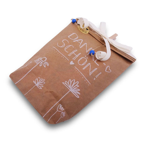 Geschenkverpackung fuer OP-Hauben aus Stoff Tuete Beige